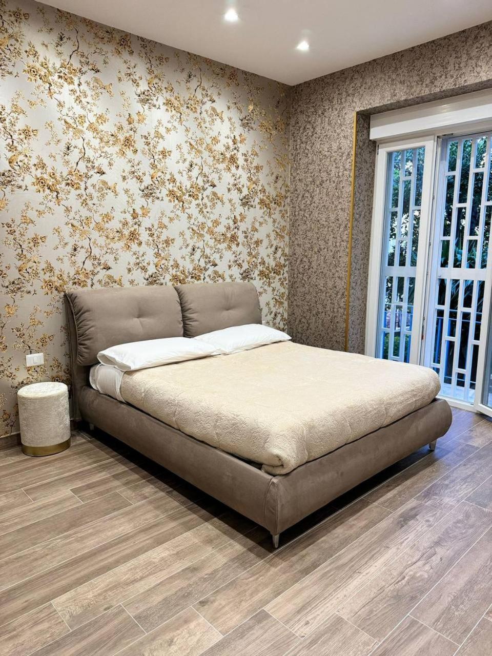 280 Mt Dalla Metro The Mox Luxury Apartament Lejlighed Napoli Eksteriør billede