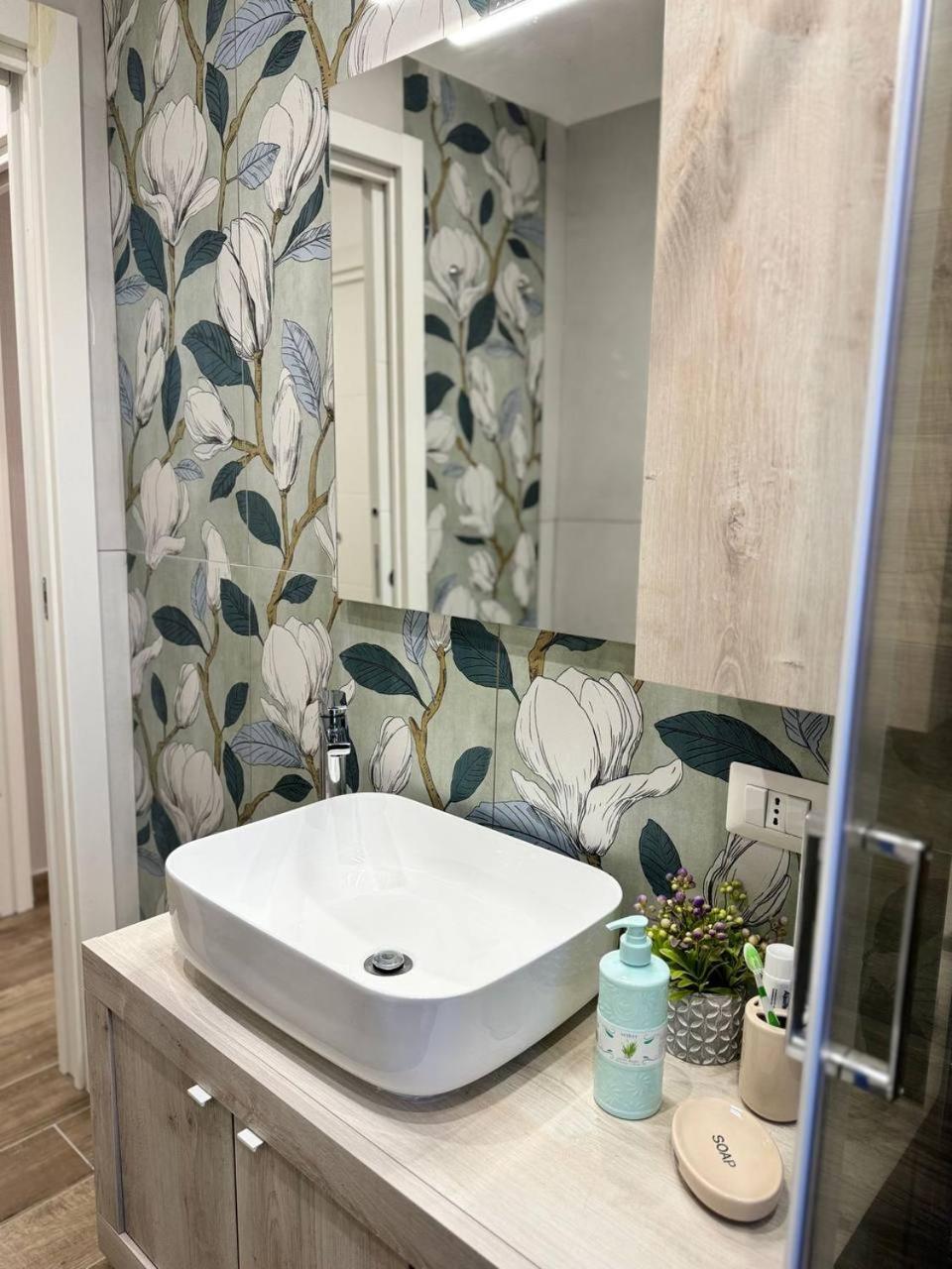 280 Mt Dalla Metro The Mox Luxury Apartament Lejlighed Napoli Eksteriør billede